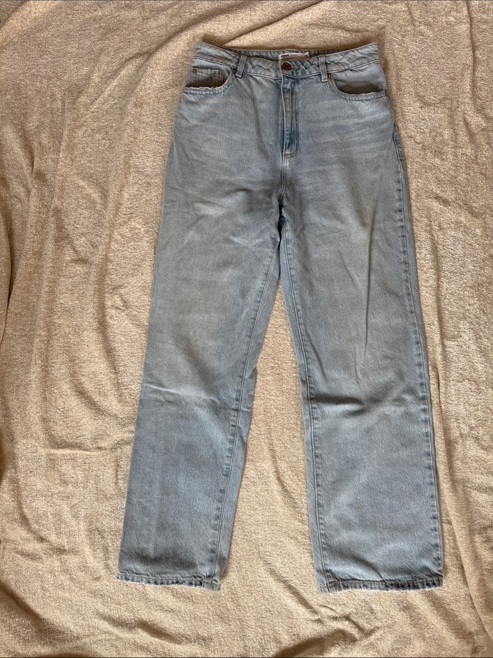 Women’s Light Blue Straight-Leg Jeans